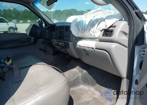 2000 Ford F-350 Lariat/Xl/Xlt z USA, uszkodzony, nr VIN 1FDSF34L1YEC86965